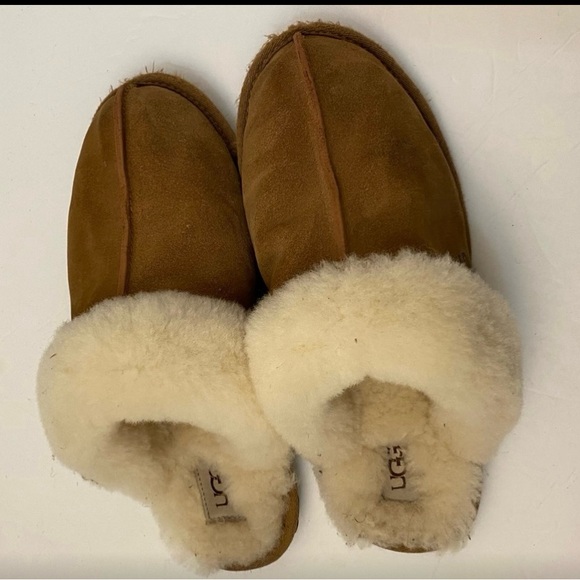 UGG Women's Scuffette Il Slippers Chestnut size 9 - Picture 11 of 16